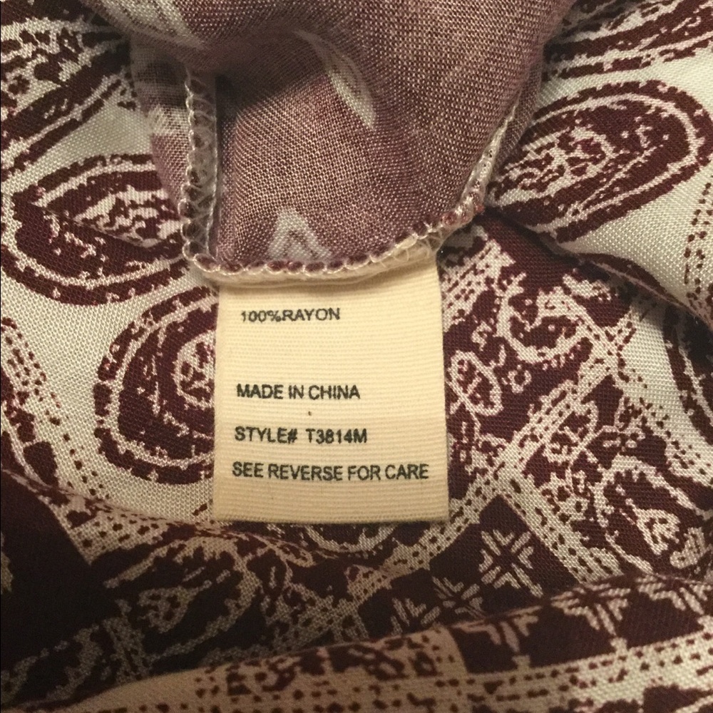 Beautiful & Unique Asymmetrical Top - Picture 8 of 8